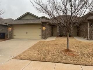18223 Manera Way, Edmond, OK 73012 - photo 1