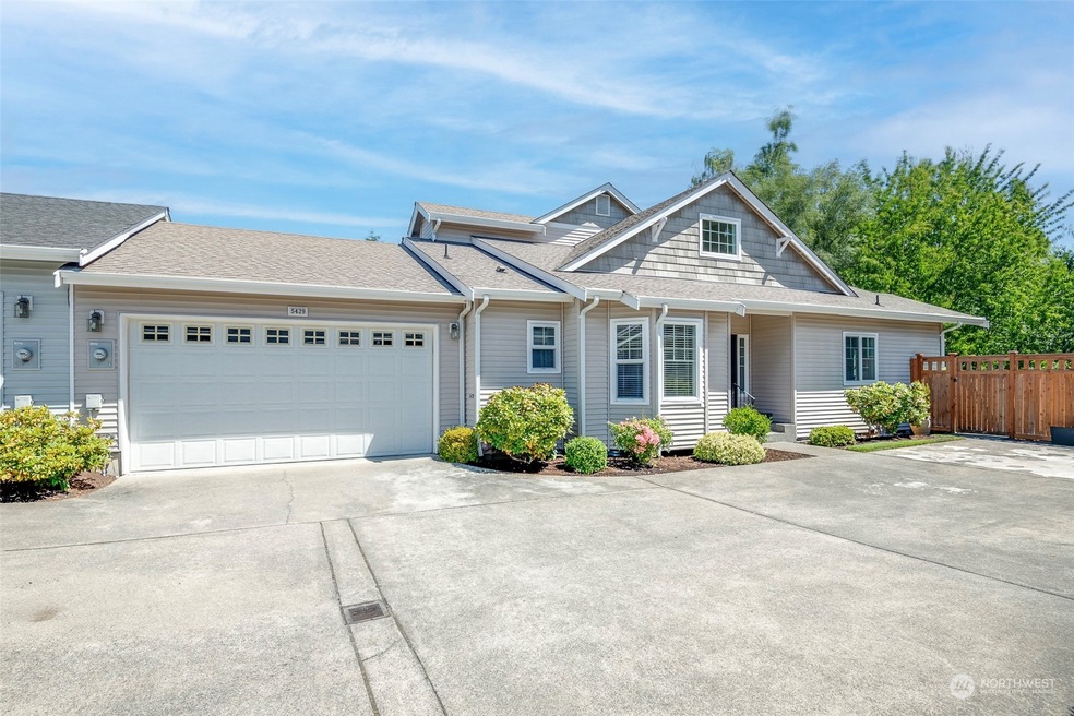 5429 57th Avenue Ct W unit 20, University Place, WA 98467 - photo 1