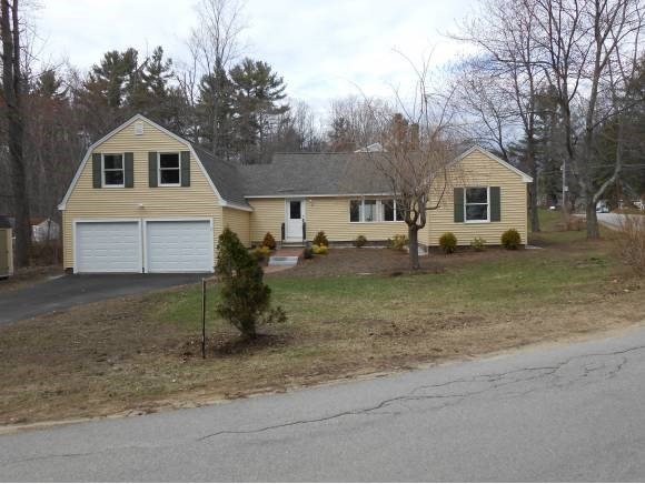 17 Lakeview Ave, Sandown, NH 03873 - photo 1