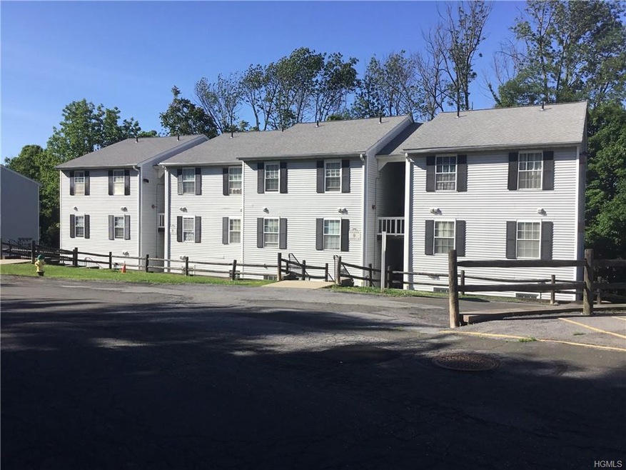 9 Lexington Hill unit 2, Harriman, NY 10926 - photo 1