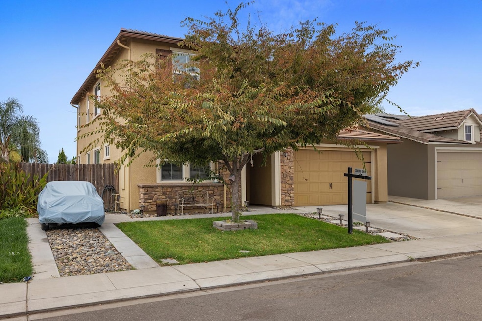 Pending $669,000 • Co-Listing Agent