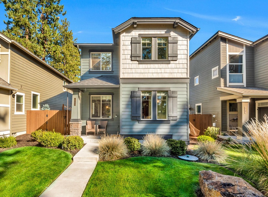 20274 Narnia Place, Bend, OR 97702 - photo 1