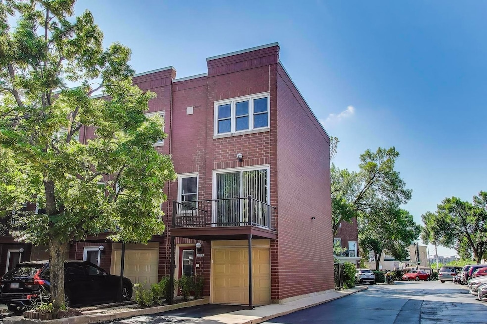 Sold $700,000 • Co-Listing Agent