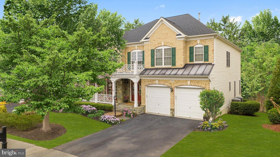 25690 S Village Dr, Chantilly, VA 20152 - photo 1