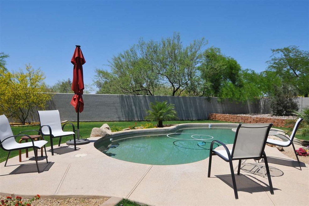 001_Pool