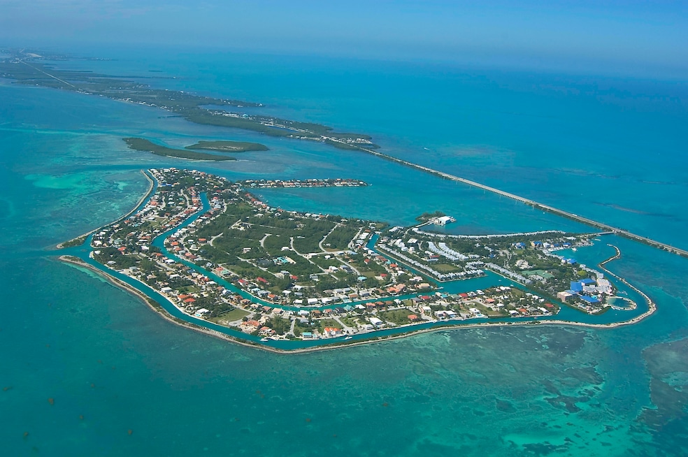 Sold $800,000 • Co-Listing Agent