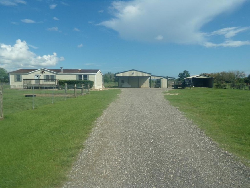 6203 County Road 182, Alvin, TX 77511 - photo 1