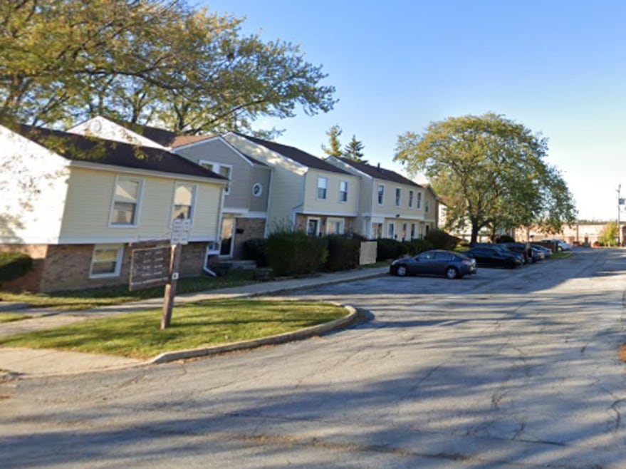 1135 Williamsburg Rd unit 1, Country Club Hills, IL 60478 - photo 1