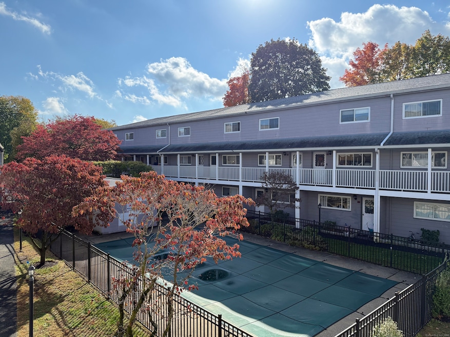 Pending $314,900 • Co-Listing Agent