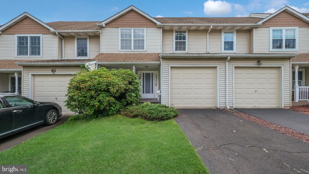 63 Cottonwood Dr, Southampton, PA 18966 - photo 1