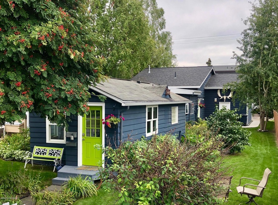 342 W 11th Ave