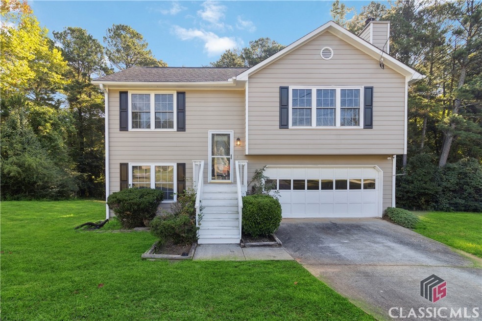 2585 Dacula Ridge Dr, Dacula, GA 30019 - photo 1