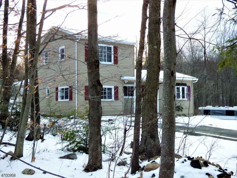 903 Pepperidge Dr, Newton, NJ 07860 - photo 1