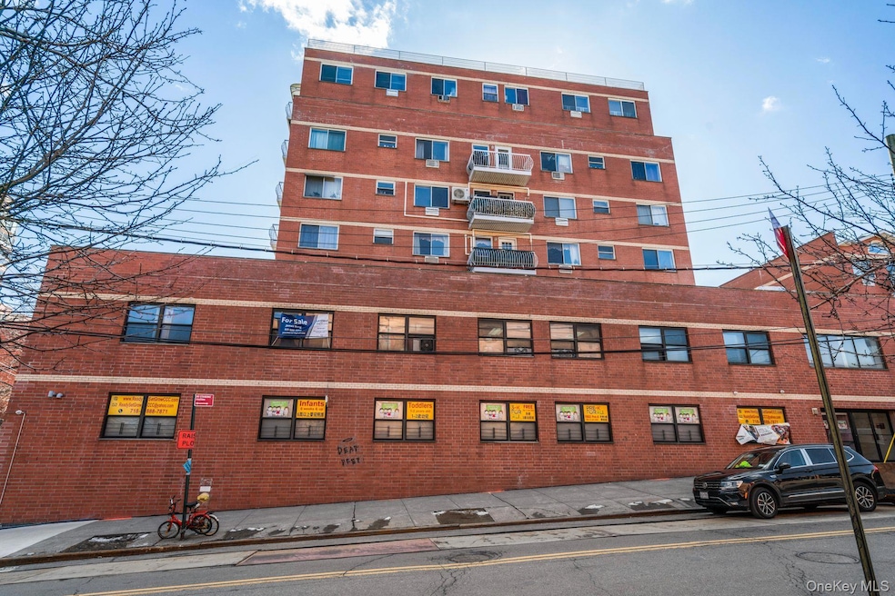 13616 31st Rd unit 8B, Flushing, NY 11354 - photo 1