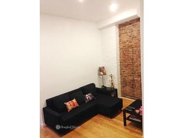 25 W 19th St unit 5R, New York, NY 10011 - photo 1