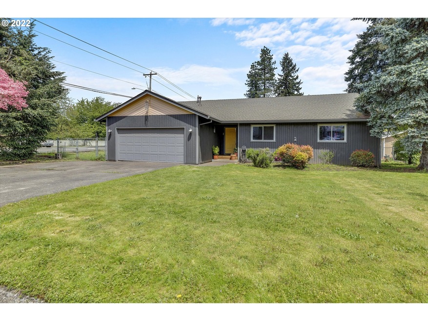 8845 SE Casablanca Ct, Clackamas, OR 97015 - photo 1