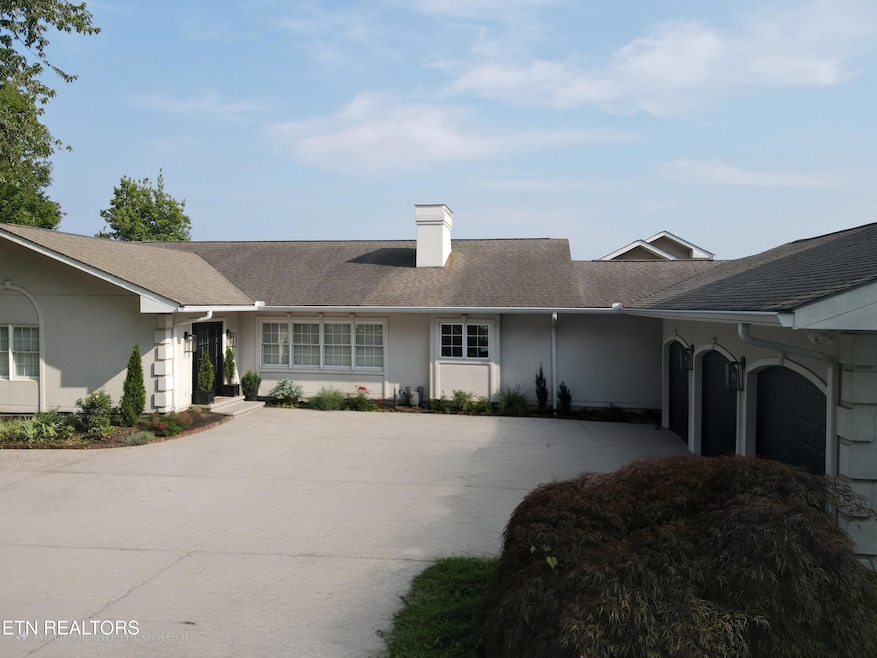 1266 Lakeview Dr, Dandridge, TN 37725 - photo 1