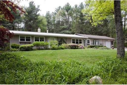 15 Lakeview St, Sharon, MA 02067 - photo 1