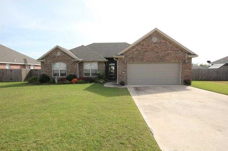 709 Grant Ave, Prairie Grove, AR 72753 - photo 1