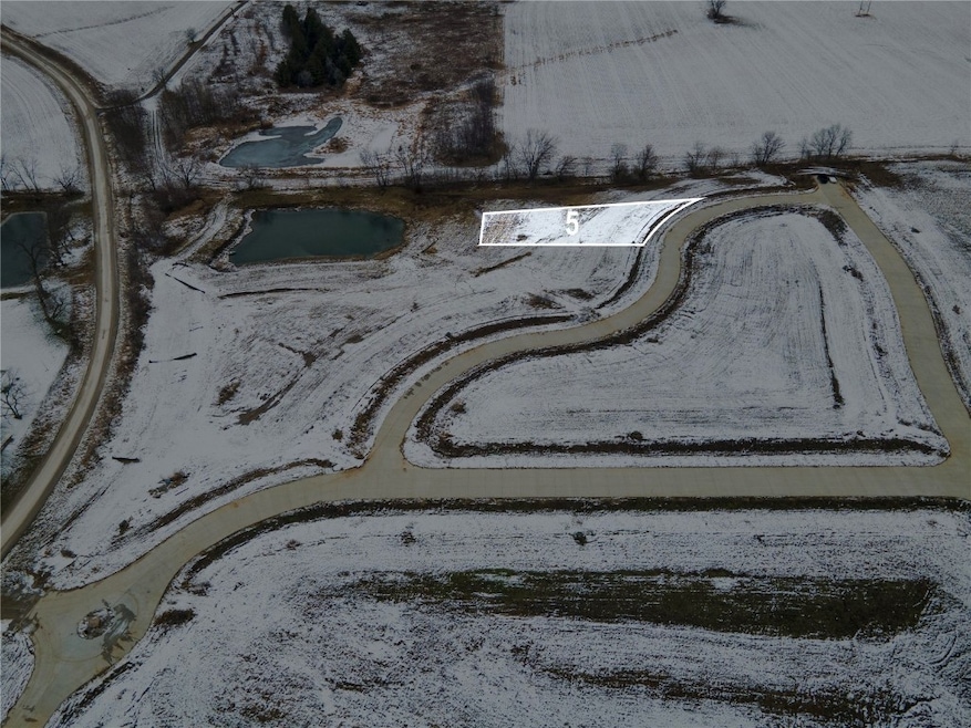 0 Spartan Hollow Lot #5 unit 2500298, Solon, IA 52333 - photo 1