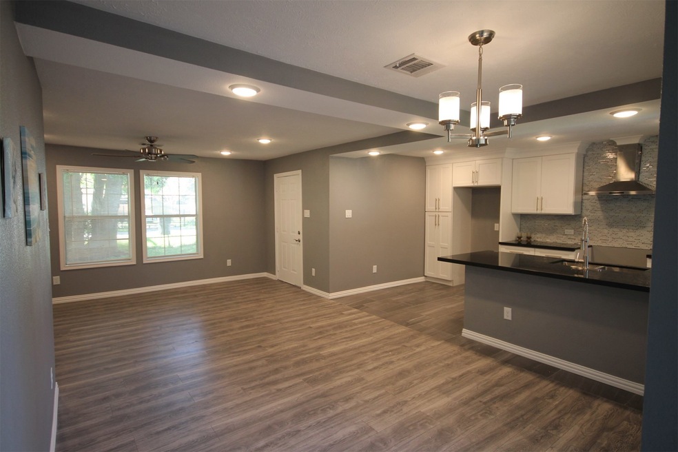 4307 Tronewood St, Houston, TX 77093 - photo 1