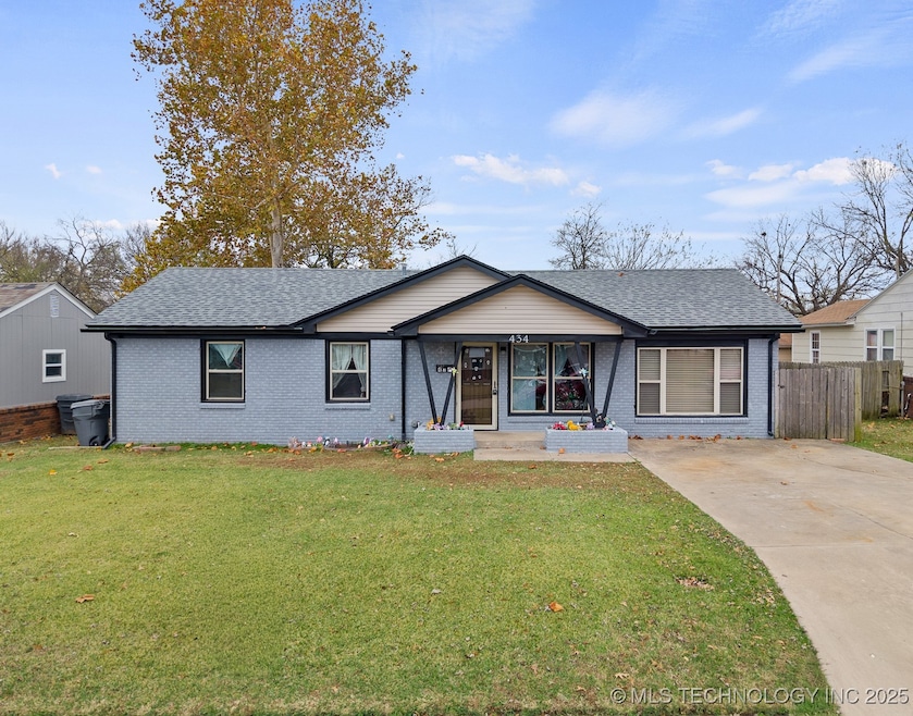 434 Locust St NW, Ardmore, OK 73401 - photo 1