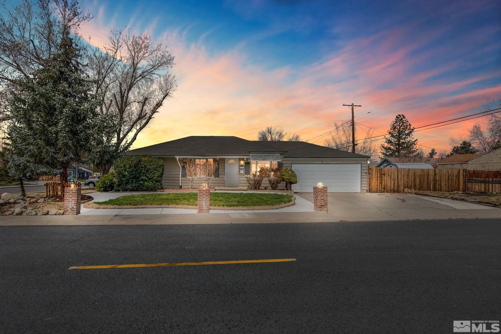 1121 4th St, Sparks, NV 89431 - photo 1
