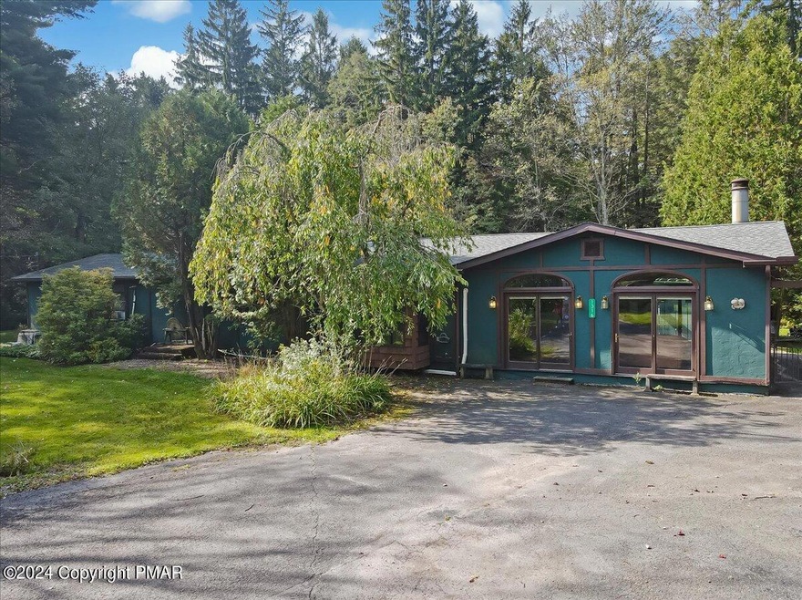 1316 Willow Ct, Pocono Lake, PA 18347 - photo 1