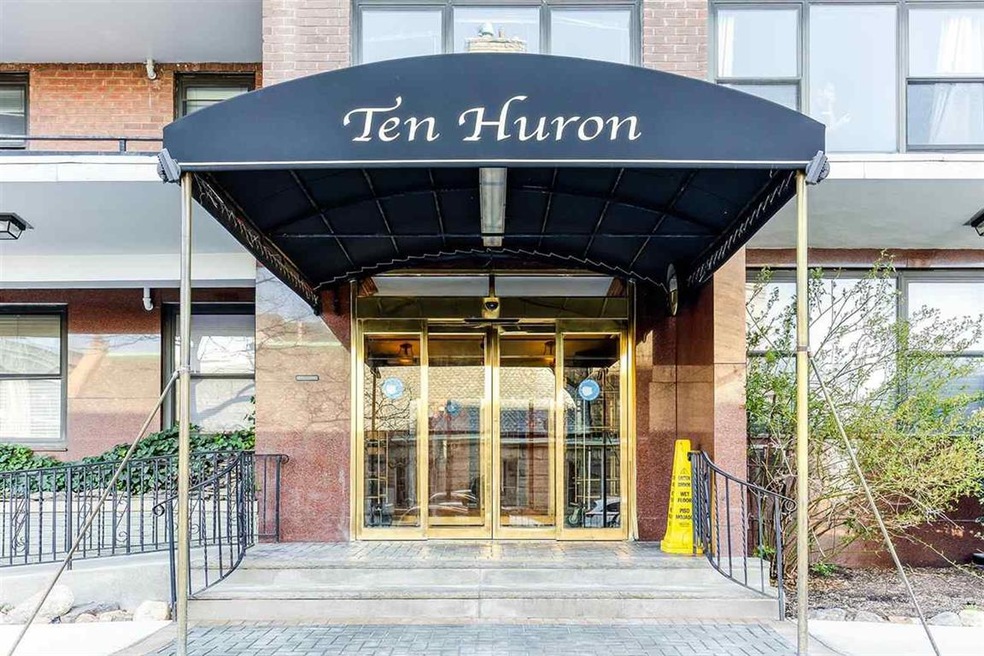 10 Huron Ave unit 2E, Jersey City, NJ 07306 - photo 1