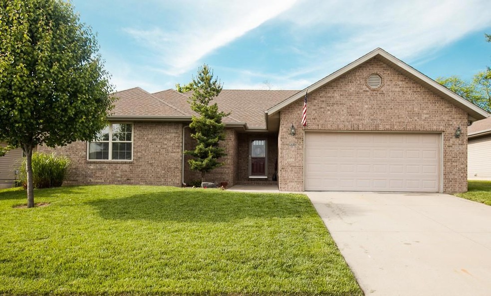 GlenOaksDrHouse_Realtor_045 (2)