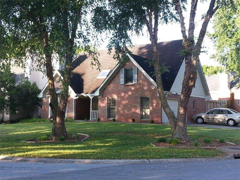 Beautiful 2 story home, corner lot, with view to l
