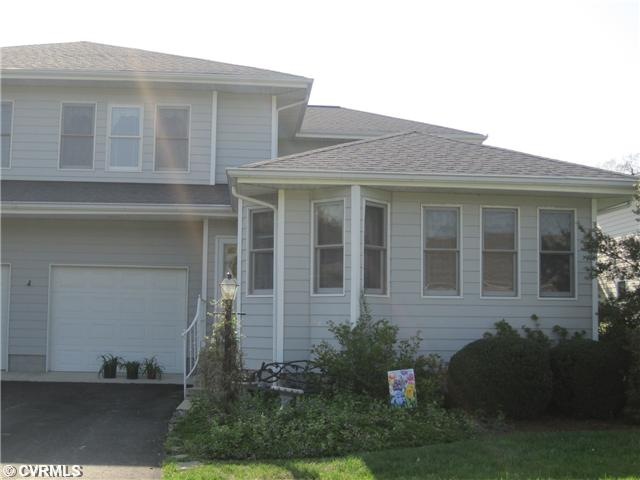 Exterior Front - 2420 SQ FT of condo living