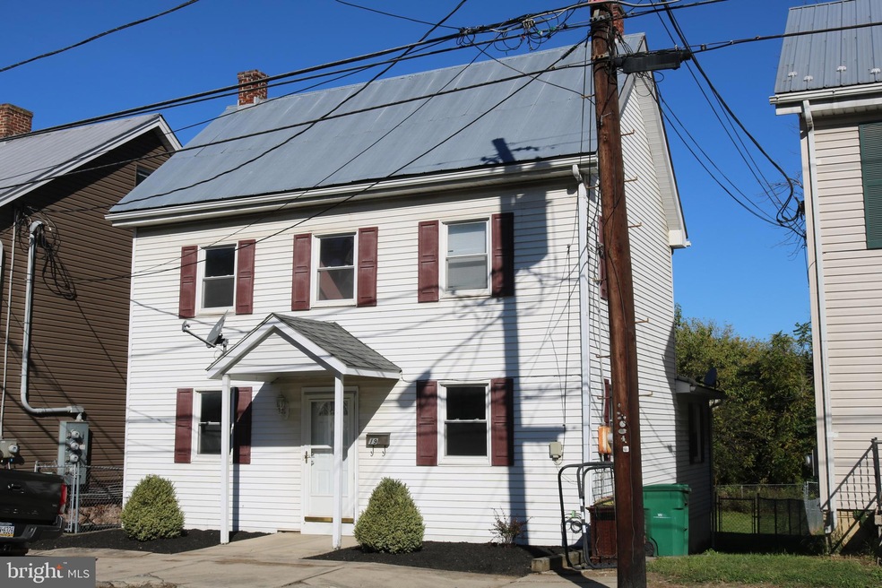 19 Oregon St, Mercersburg, PA 17236 - photo 1