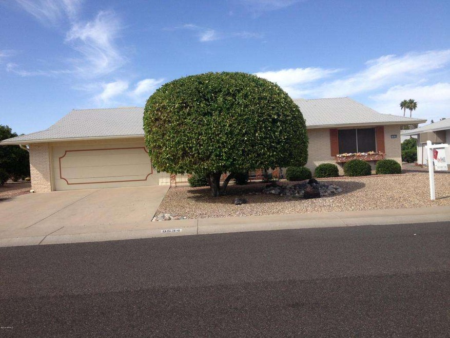9534 W Calico Dr, Sun City, AZ 85373 - photo 1