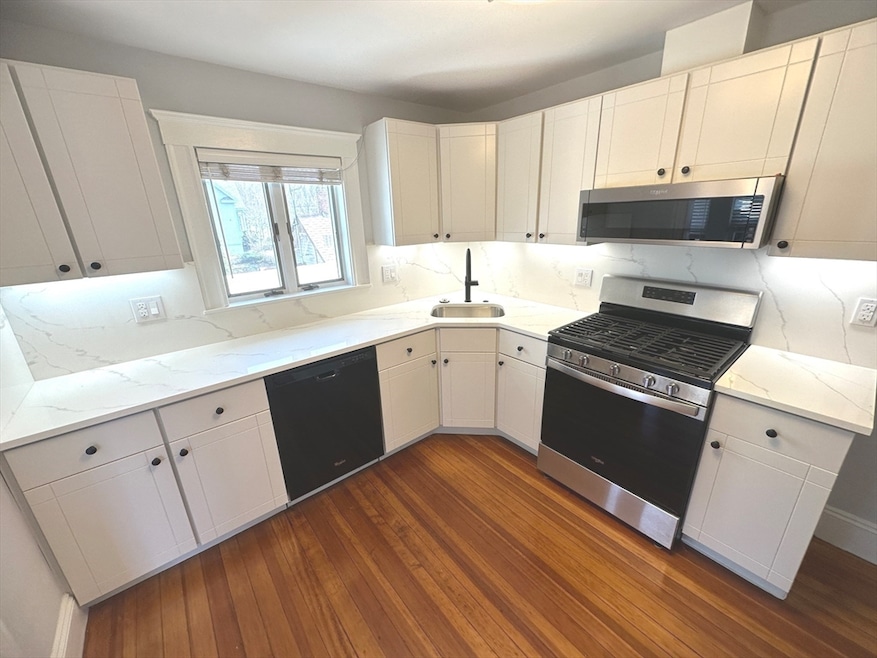 1133 Beacon St unit 2, Newton Highlands, MA 02461 - photo 1