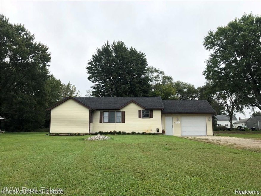9400 Totten Ln, Birch Run, MI 48415 - photo 1