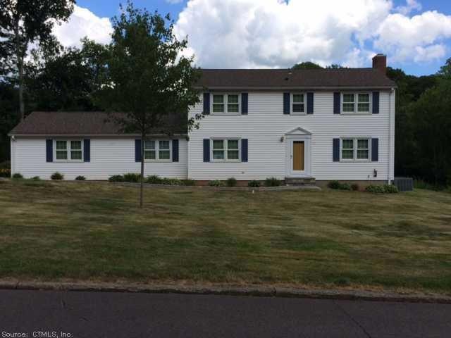 70 Knollwood Dr, Branford, CT 06405 - photo 1