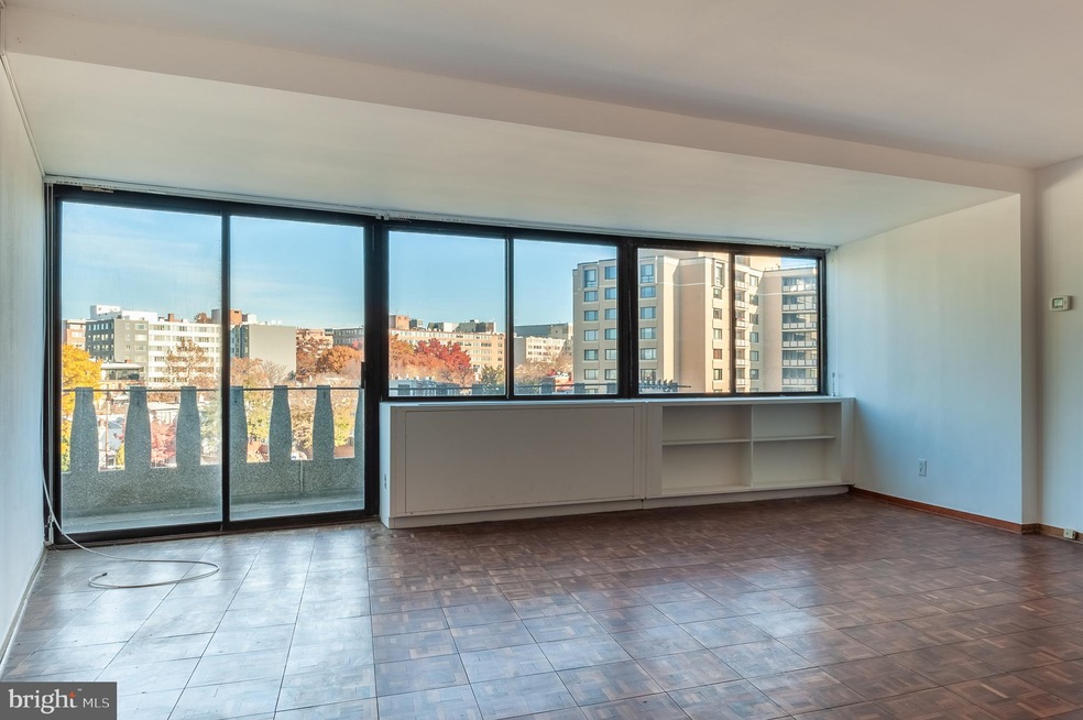 Watergate East Residences unit 605-N, Washington, DC 20037 - photo 1