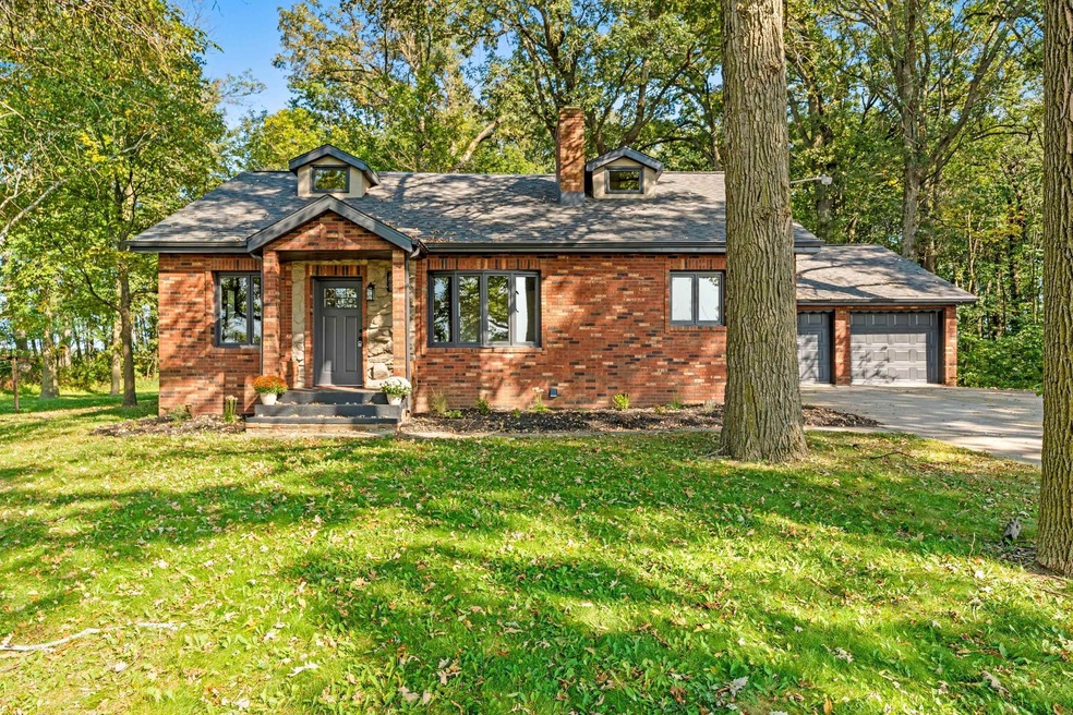 5655 Glenmore Rd, de Pere, WI 54115 - photo 1