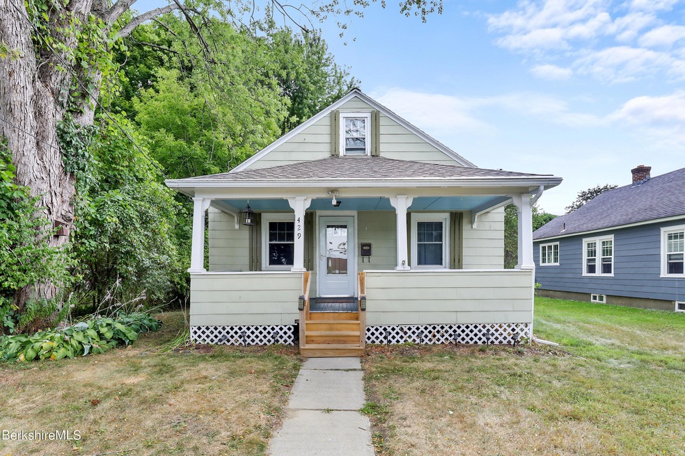 10 Exterior Front