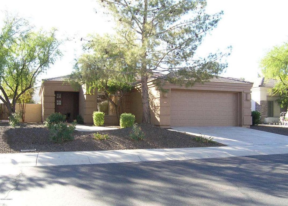 3911 E Carson RD Phoenix AZ