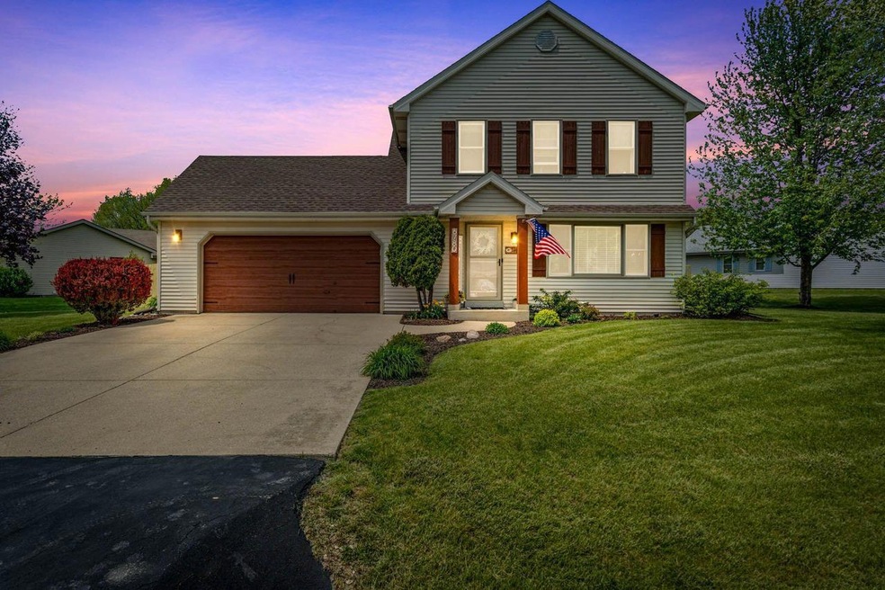 6780 Bobolink Rd, Racine - Twilight-1