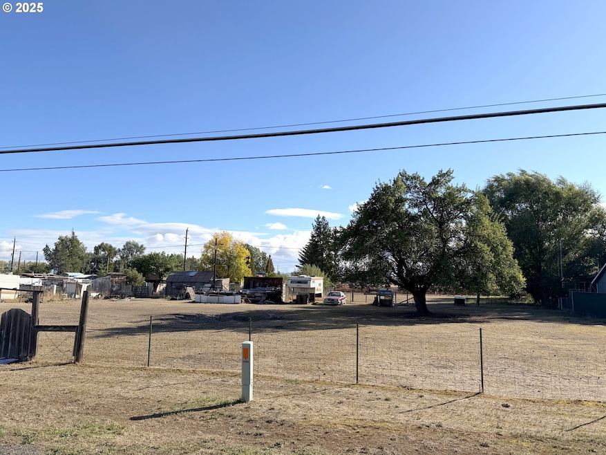 0 16th St unit 710444282, Baker City, OR 97814 - photo 1