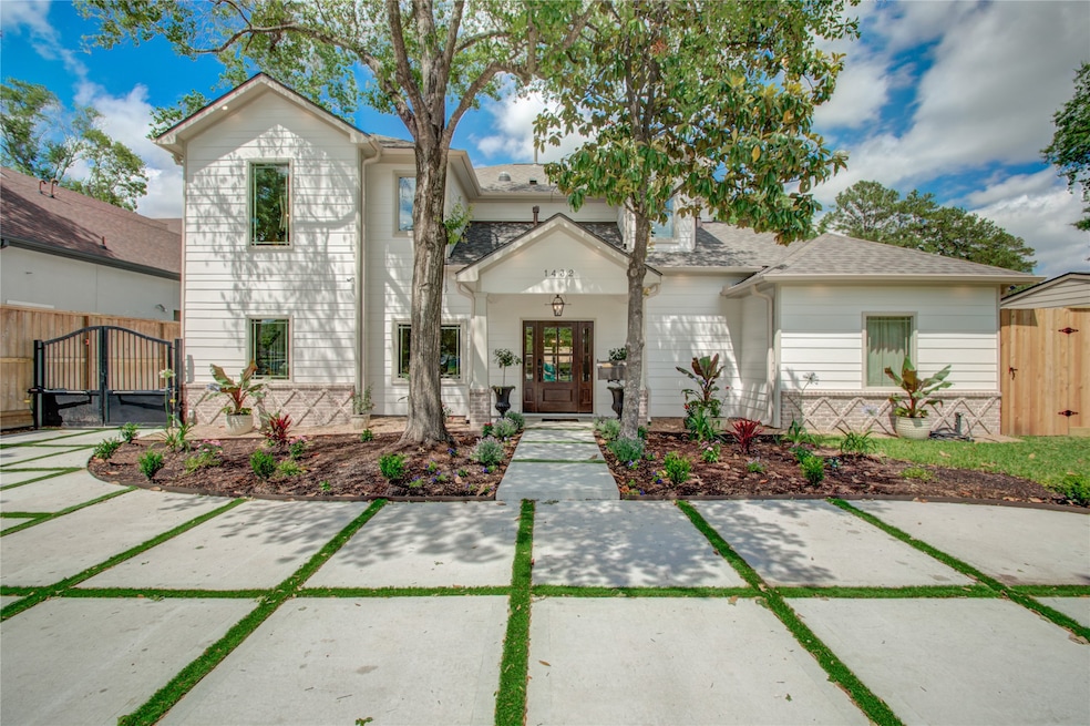 1432 W 43rd St, Houston, TX 77018 - photo 1