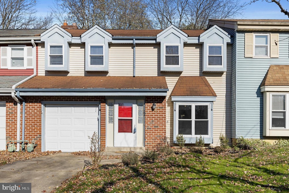304 Carleton Ln, Mount Laurel, NJ 08054 - photo 1