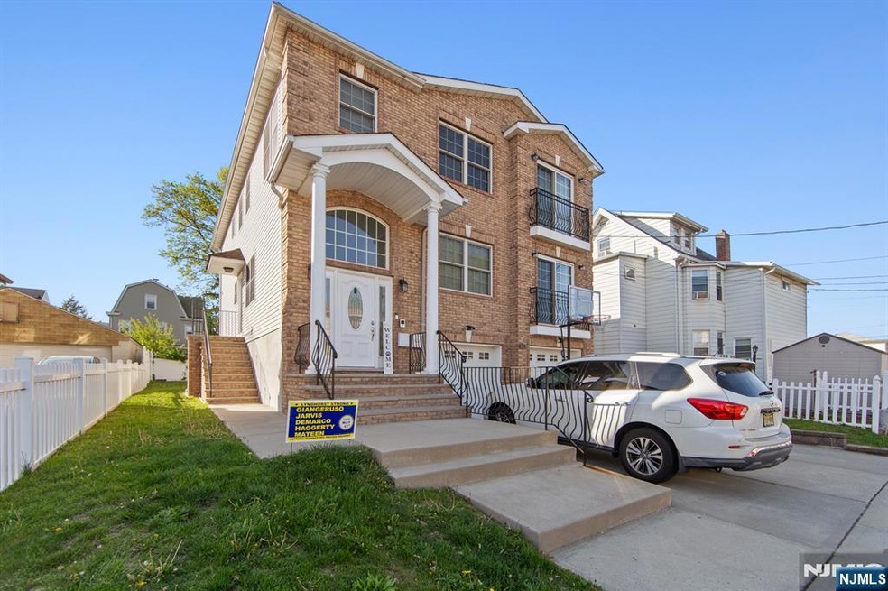 351 Lewandowski St unit 2, Lyndhurst, NJ 07071 - photo 1