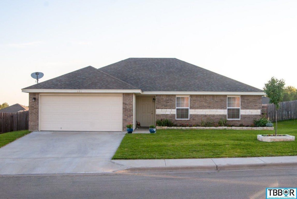 404 Blayton St, Troy, TX 76579 - photo 1