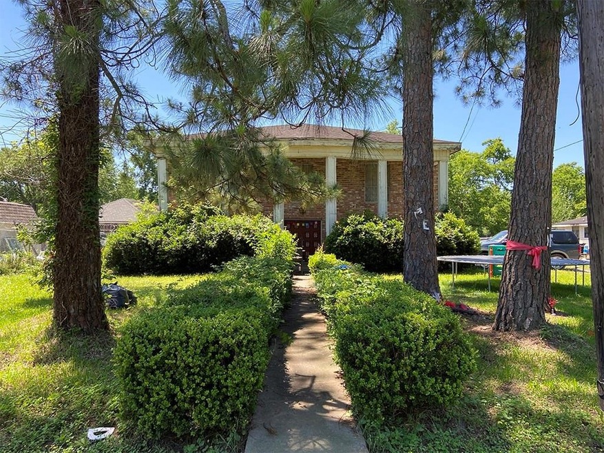 Welcome home to 1734 Havner Lane!