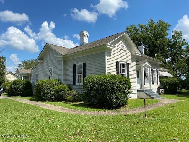 3951 Halifax Road Front