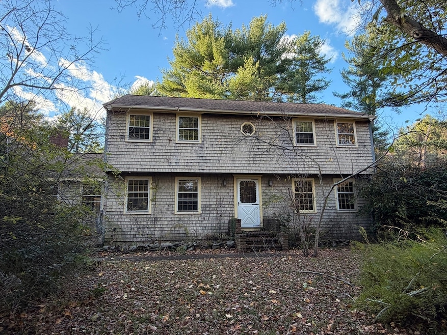 131 E Washington St, Hanson, MA 02341 - photo 1